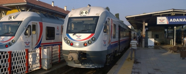 Adana-Mersin-Adana Bölgesel Tren Seferleri Yeniden Başladı