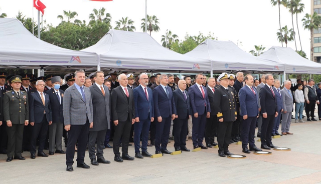 Atatürk'ün Mersin'e Gelişinin 100. Yıldönümünde Tören Düzenlendi