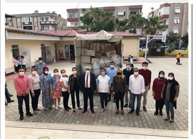 Anamur Kıbrıs İlkokulu Öğretmen ve Velilerinden İzmir’e Deprem Yardımı