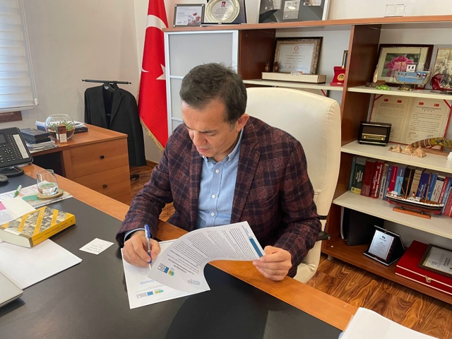 Başkan Özyiğit, ICLEI Kadıköy 2022 Bildirgesi'ni İmzaladı
