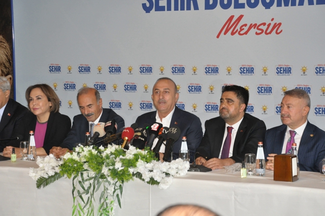 Çavuşoğlu, Mersin'de Düzenlenen Basın Toplantısında Açıklamalarda Bulundu