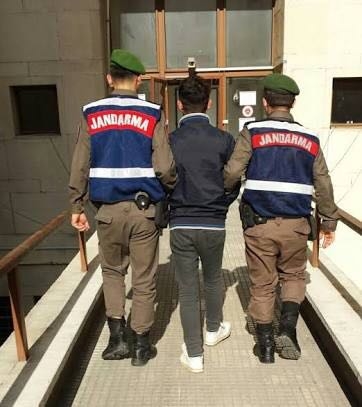 Mersin'de  3 DAEŞ’li Terör Örgütü Üyesi Yakalandı