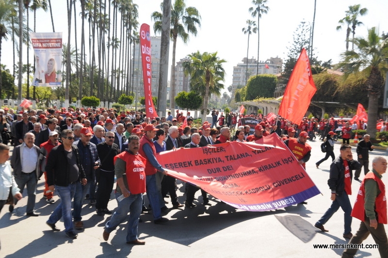 Mersin’de taşerona kadro düzenlemesi protestosu